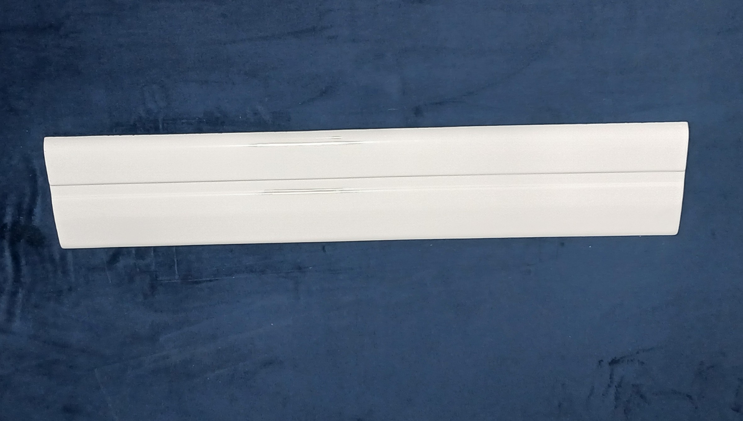 Van Hool CX Coach Baggage RubRail 11228204-TCM